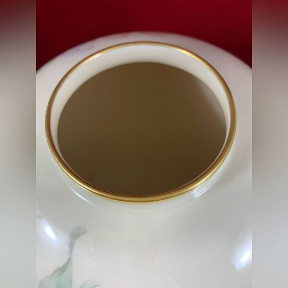 LENOX Chatsworth Collection 9” Vase - Picture 3 of 4